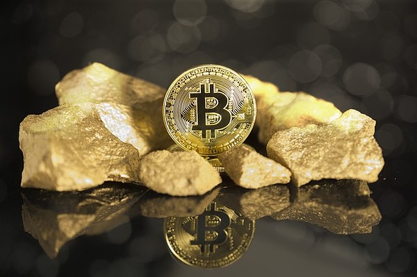 区块链晨报：监管风暴下的行业变局与机遇