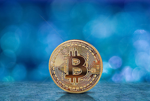 比特币投资者正在上演落袋为安大戏，后市走向引人深思