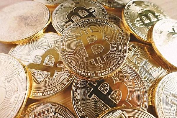 DEX市场硝烟再起：CoWSwap为何成为UniswapX抄袭风波焦点？